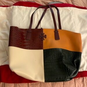 Tory Burch Large Tote- The Perfect Weekender!
